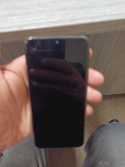 Samsung A20e - 3
