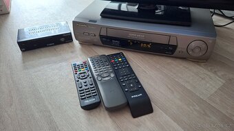 Prodám video Panasonic NV HD647 - 3
