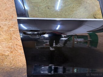 KOMPLETNÍ PRAVÉ PŘEDNÍ DVEŘE VOLKSWAGEN TOUAREG 7P LV7B - 3