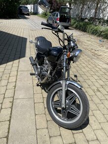 Honda CM400T - 3
