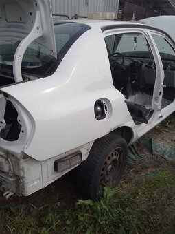 Thália Renault 1.2 16V vrak,zdarma - 3
