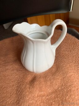 Porcelanove dzbany - 3