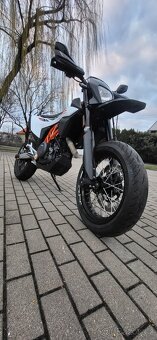 KTM 690 SMC R - 3
