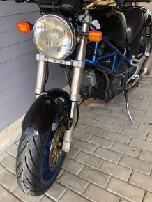 Ducati Monster 900 - 3