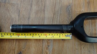 Karbonová vidlicei na kola 26" nebo 27.5". - 3