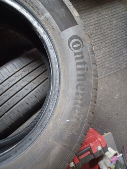215 / 60 -/16  95V  letni - 3