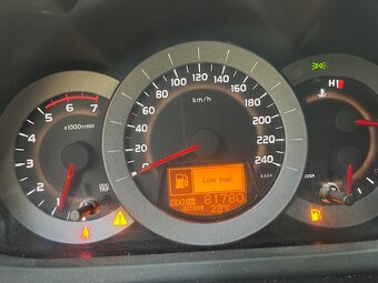 Toyota Rav4, 2,2 D 4x4 - najeto pouze 81 800 Km - 3