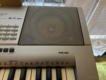 YAMAHA PSR 295 + PŘÍSLUŠENSTVÍ - 3
