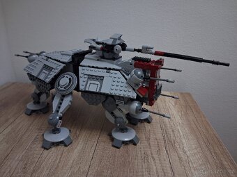 LEGO Star Wars AT-TE - 3