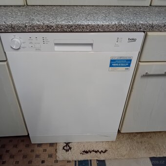 Kuchyňská linka se spotřebiči - 3