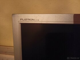 Starší monitor LG FLATRON L1510B - 3