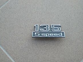 Znak zadní kapoty 135 5 speed Škoda - 3