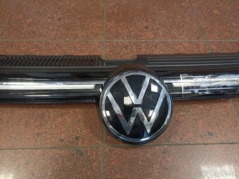 Maska chladiče VW GOLF 8 VIII 2020- s LED 5H0853651S - 3
