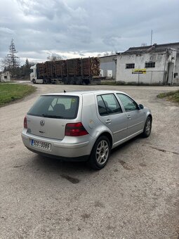 VW Golf 4 - 3