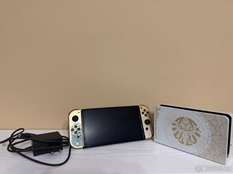 Nintendo Switch Oled - Zelda Edition - 3