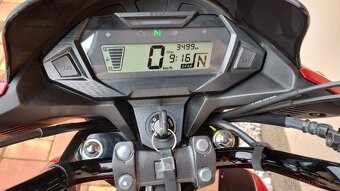 Honda CB125F - 3