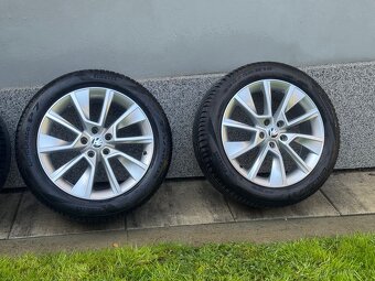 ALU disky + letní gumy PIRELLI / Karoq 225/50 R18 95W - 3