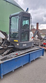 Mini barg BOBCAT E45 - 3