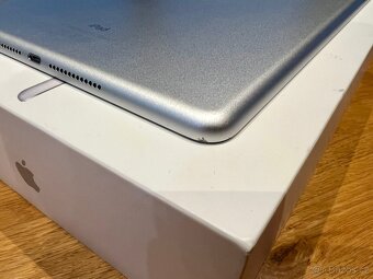 iPad 6. generace 32GB + cellular + dětské pouzdro - 3