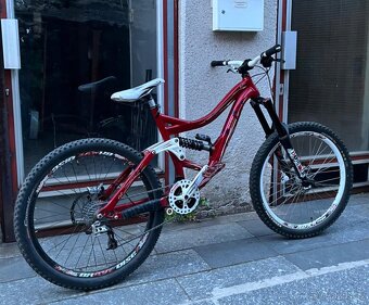 Celoodpruzene kolo Specialized big hit 1 - 3