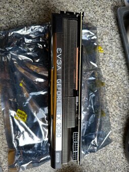 EVGA RTX 3080 ftw3 ultra - 3