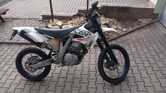 Enduro AJP PR5 - 3