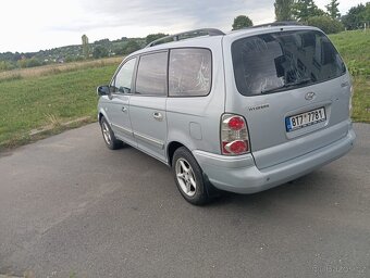 7 míst LPG Hyundai Trajet 2.0 i - 3