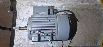 Elektromotor, rozbrušovačka, hřídel, suport..... - 3