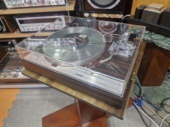 gramofon Yamaha Model YP-D 51 - 3