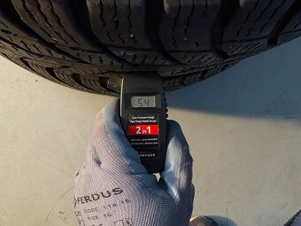 Zimní pneu Nokian 205/75R16C - 3