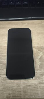 iPhone 15, 128 GB, barva green - 3