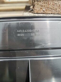 Kastlík na dveře do auta - 3