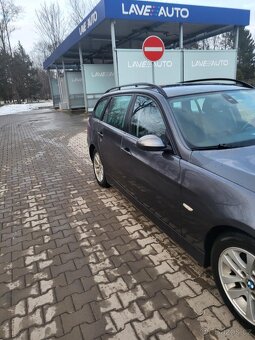 BMW E90 kombi Nafta - 3