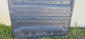 Zachovalá přepážka Sprinter W907/910 - 3