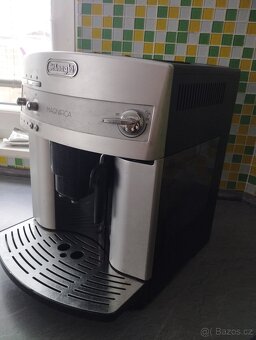 Kávovar DeLonghi magnifica - 3