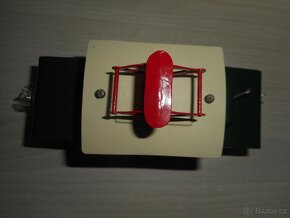 Mašinka POZOR POZOR na tří kolej nový Merkur - 3
