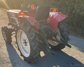 Malotraktor Yanmar YM2002D, japonský traktor - 3