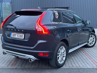 Volvo XC60, 2.4 D5 Automat Kamera Výhřev Tažné - 3
