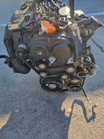 Motor volvo 2,0i B4204 T27 - 3