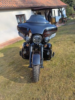 Harley-Davidson Ultra Classic Electra Glide CVO - 3