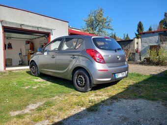 Hyundai i20 1.2, 62,5Kw, r.v. 2013 - 3
