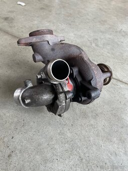 Turbo na Peugeot 807 2,2 Hdi nebo Citroen C8 - 3