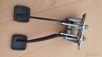 Dvoj pedál na Škoda - pedály na veteran Škoda - 3