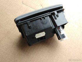 Škoda Octavia 1998 Popelník s zásuvkou 12v. - 3