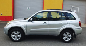 Toyota RAV4 2.0 D-4D, 2005, Dig. klima, Tažné, Bez koroze. - 3