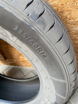 Pneumatiky 235/60R18 - 3