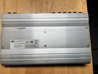 Native Instruments KORE - kontroler a audio interface - 3
