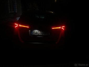 toyota auris hybrid - 3