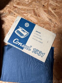 Cestovní psací stroj Consul 1531 včetně orig.návodu - 3