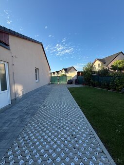 Prodej domu Postřižín, 80 m²+23 m², zahrada 474 m² - 3